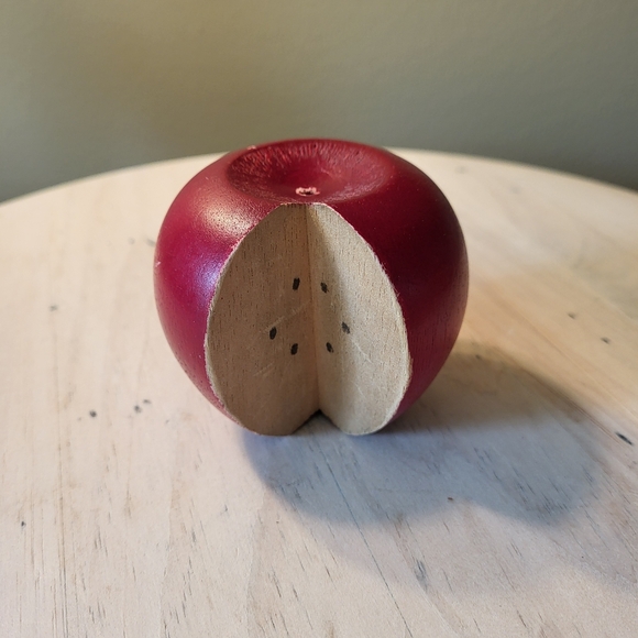 Lot of 8 Vintage Red Wooden Apples Stems Carved Rustic Farmhouse Decor Kitchen - Picture 4 of 9